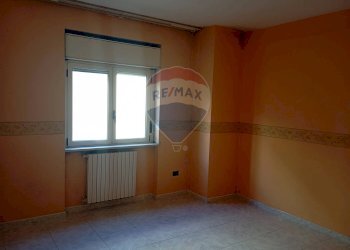 Stanza vuota - Quadrilocale Giovanni Gronchi/Figliarini
 
31, Santa Maria a Vico - foto 19