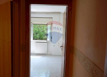 Stanza vuota - Quadrilocale Giovanni Gronchi/Figliarini
 
31, Santa Maria a Vico - foto 20