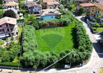 Casa all\'aperto - Terreno edificabile Via Valeriana
 
40, Gianico - foto 2