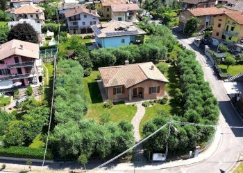 Casa all\'aperto - Terreno edificabile Via Valeriana
 
40, Gianico - foto 1