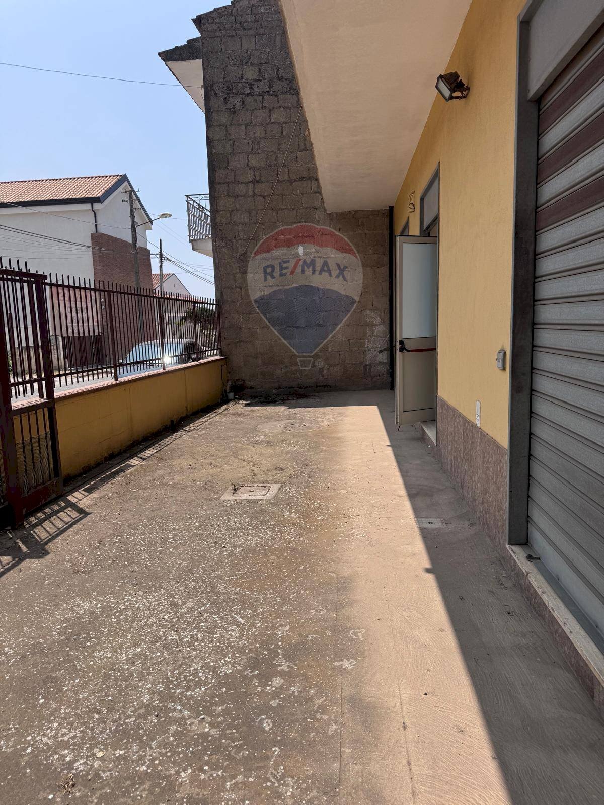 Terrazza - Trilocale Via Rio Persico
 
69, Carinola - foto 2