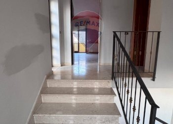 Scale - Trilocale Via Rio Persico
 
69, Carinola - foto 3