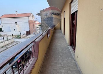 Balcone - Trilocale Via Rio Persico
 
69, Carinola - foto 17