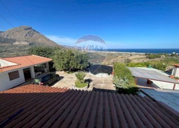 Vista delle montagne - Casa semi indipendente Contrada Quaranta Salme
 
SNC, Termini Imerese - foto 28