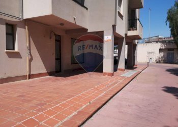 Edificio all\'aperto - Locale Commerciale via P. Calamandrei
86, Vittoria - foto 7