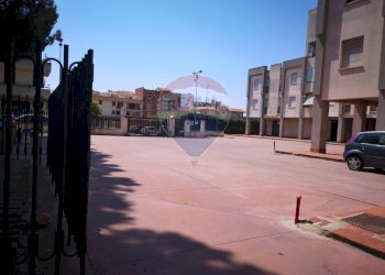 Edificio all\'aperto - Locale Commerciale via P. Calamandrei
86, Vittoria - foto 6