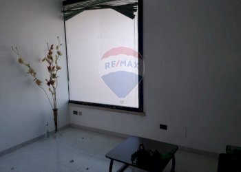 Stanza vuota - Locale Commerciale via P. Calamandrei
86, Vittoria - foto 16