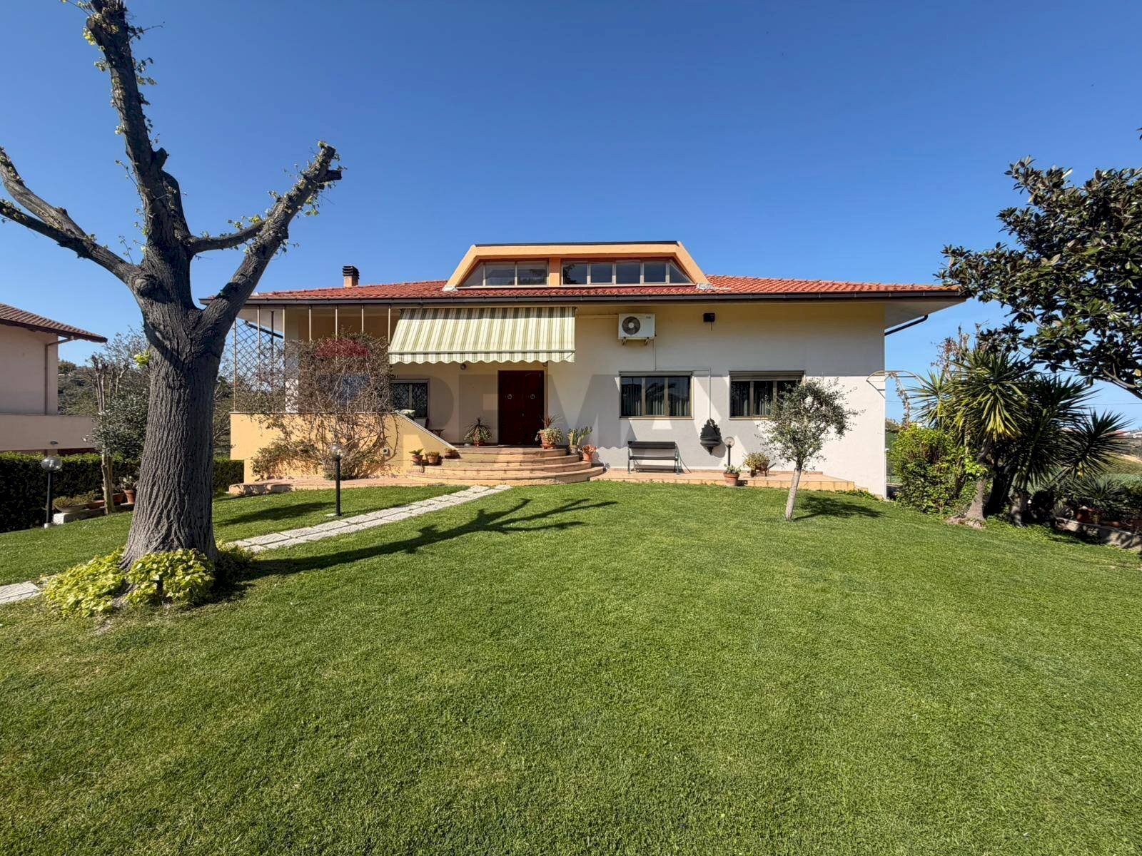 Casa all\'aperto - Villa Via Delle Querce, Pianella - foto 2