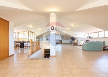 Soggiorno - Villa Via Delle Querce, Pianella - foto 22