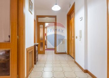 Hall / corridoio - Villa via Sangro
 
38, Chieti - foto 19