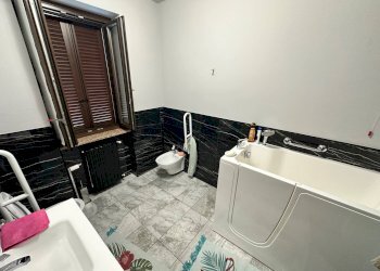 Foto 12 - Villa Via Torrazze
 
7, Brusaporto - foto 12