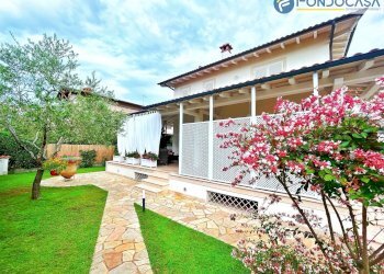 facciata - Villa Via Montanara, Pietrasanta - foto 3