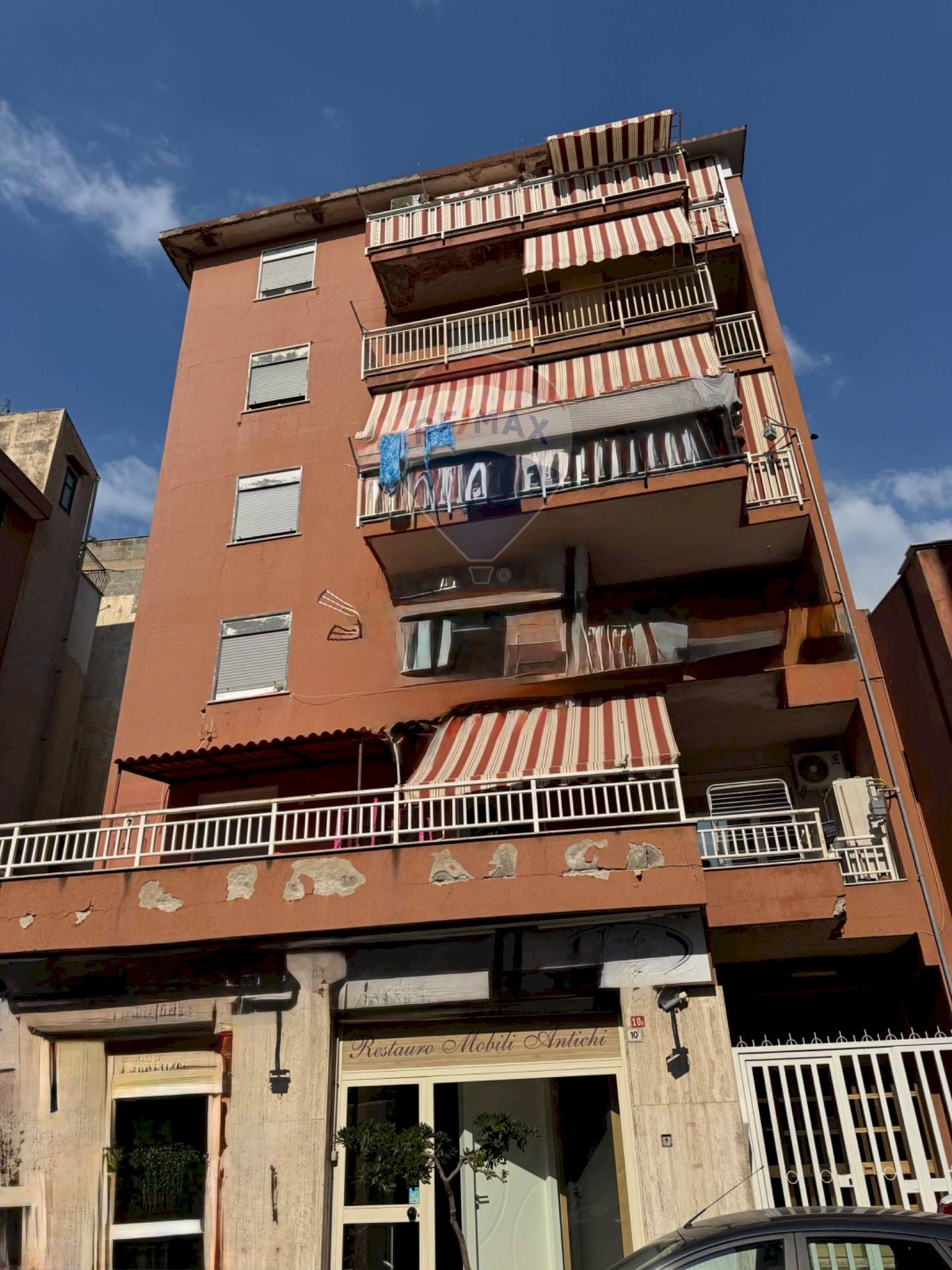 Edificio all\'aperto - Three-room apartment Via Andrea Anfuso
 
12, Palermo - photo 2