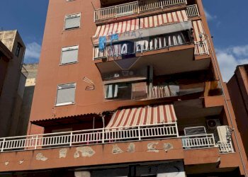 Edificio all\'aperto - Trilocale Via Andrea Anfuso
 
12, Palermo - foto 1