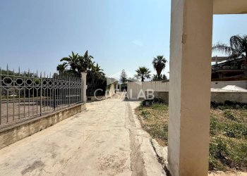 Foto 3 - Villa Via Angelo Morello
 
30, Carini - foto 2