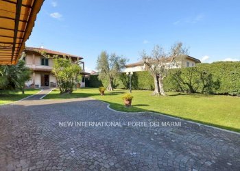 Giardino - Villa via Francesco Carrara, Forte dei Marmi - foto 2