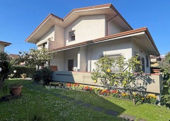 Giardino - Villa via Arezzo, Massa - foto 3