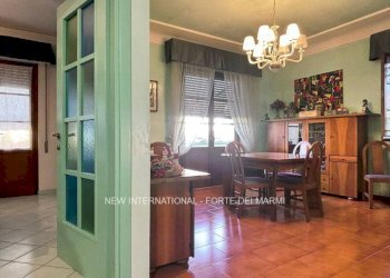 Sala da pranzo - Villa via Arezzo, Massa - foto 9