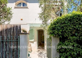 Facciata - Villa via Antonio Gramsci, Montignoso - foto 28