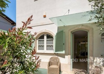 Facciata - Villa via Antonio Gramsci, Montignoso - foto 29