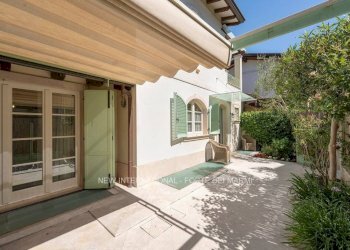 Cortile interno - Villa via Antonio Gramsci, Montignoso - photo 32