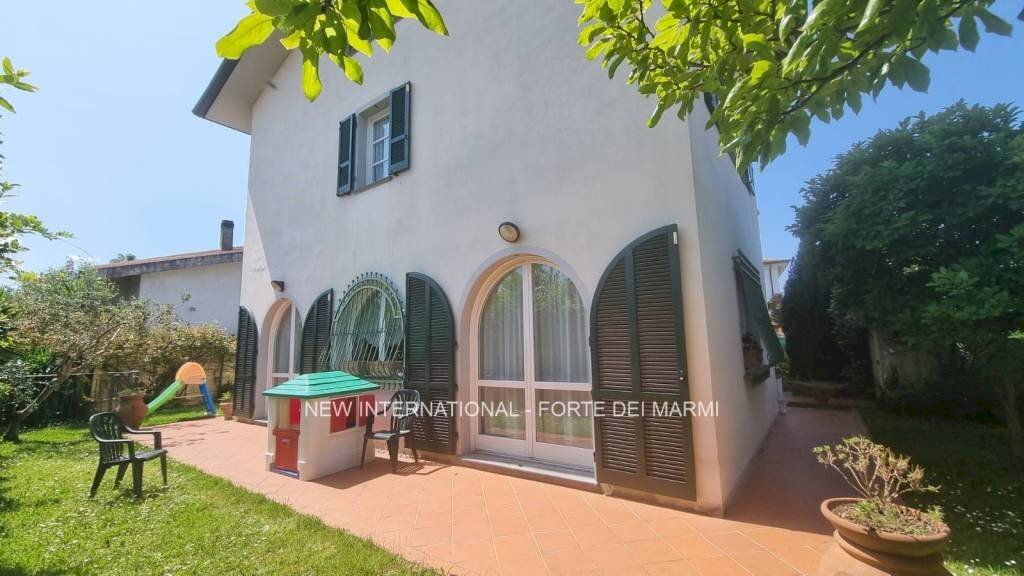 Giardino - Villa via Fossone, Massa - photo 3