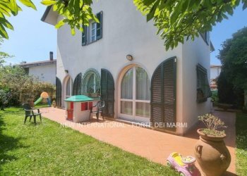 Giardino - Villa via Fossone, Massa - foto 1