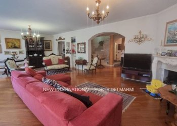 Soggiorno - Villa via Fossone, Massa - foto 14