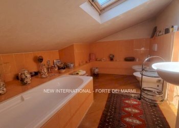 Mansarda - Villa via Fossone, Massa - foto 33