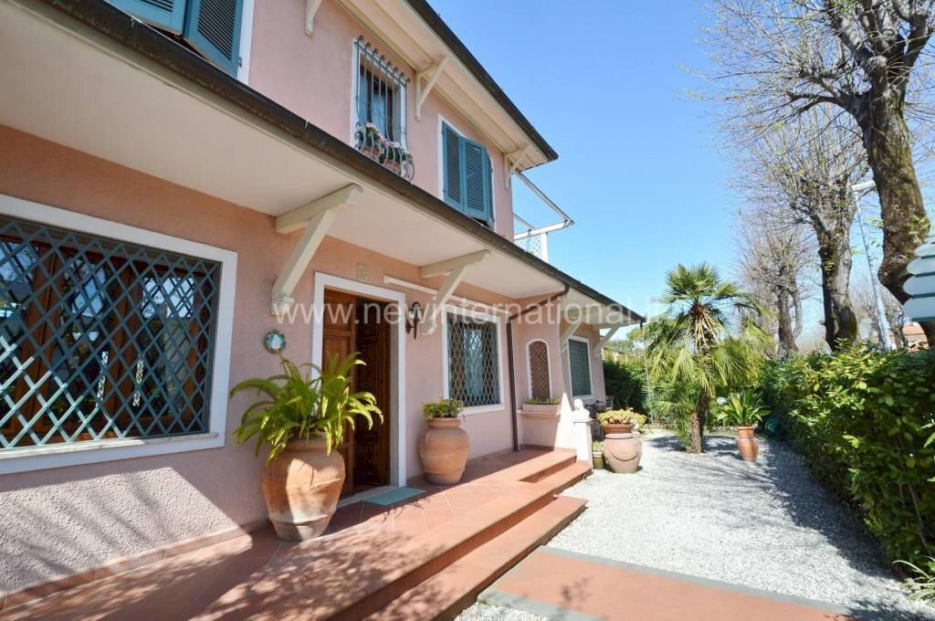 Facciata - Villa via Palestro, Forte dei Marmi - photo 2