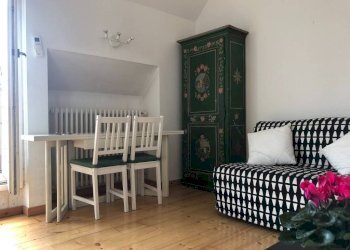 Stanza arredata - Bilocale via Pietro Giannone, 9, Milano - foto 4