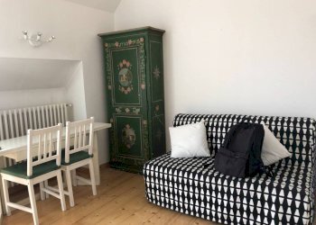 Stanza arredata - Bilocale via Pietro Giannone, 9, Milano - foto 6