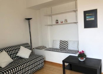 Stanza arredata - Bilocale via Pietro Giannone, 9, Milano - foto 1