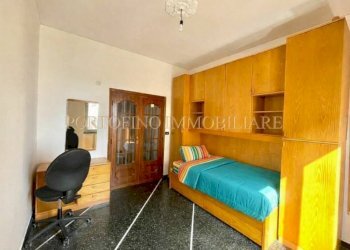 Camera da letto - Appartamento via Giuseppe Sapeto, 32B, Genova (zona Borgoratti) - foto 2