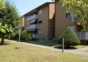 Giardino - Trilocale via Giuseppe Di Vittorio, 71, Vergiate - foto 3