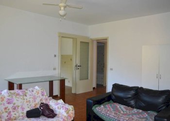 Salone - Trilocale via Giuseppe Di Vittorio, 71, Vergiate - foto 5