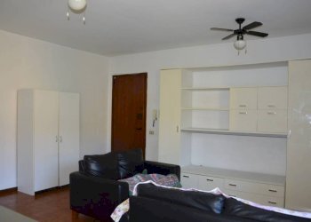 Camera da letto - Trilocale via Giuseppe Di Vittorio, 71, Vergiate - foto 11