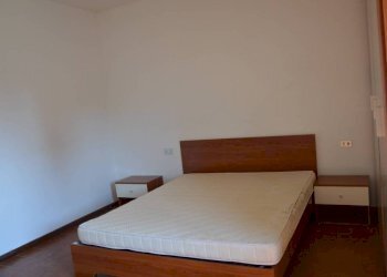 Camera da letto - Trilocale via Giuseppe Di Vittorio, 71, Vergiate - foto 16