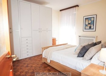 Camera da letto - Appartamento via San Bernolfo, 6, Mondovì - foto 3