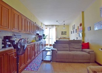 Cucina - Appartamento via San Bernolfo, 6, Mondovì - foto 10