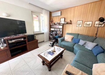 Salone - Villa via Papa Giovanni XXIII, Borgo Ticino - foto 5