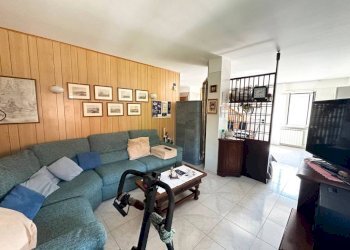 Salone - Villa via Papa Giovanni XXIII, Borgo Ticino - foto 6