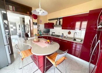 Cucina - Villa via Papa Giovanni XXIII, Borgo Ticino - foto 9