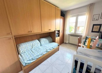 Camera da letto - Villa via Papa Giovanni XXIII, Borgo Ticino - foto 19