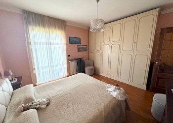 Camera da letto - Villa via Papa Giovanni XXIII, Borgo Ticino - foto 32