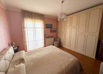 Camera da letto - Villa via Papa Giovanni XXIII, Borgo Ticino - foto 35