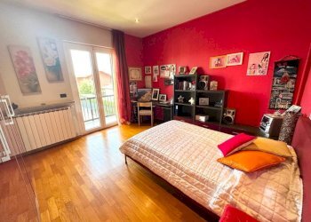 Camera da letto - Villa via Papa Giovanni XXIII, Borgo Ticino - foto 36