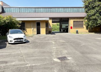 Posto macchina - Capannone via Enrico Cosenz, 18, Milano - foto 18