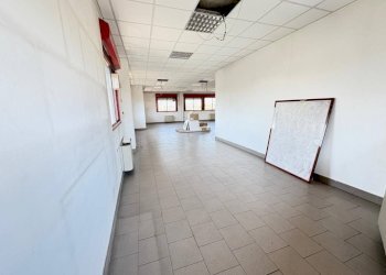 Interno non residenziale - Capannone via Enrico Cosenz, 18, Milano - foto 49