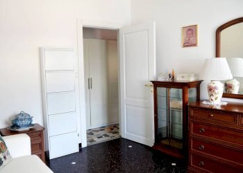 Camera da letto - Trilocale via Gastone Pisoni, 31, Genova (zona Sampierdarena) - foto 8